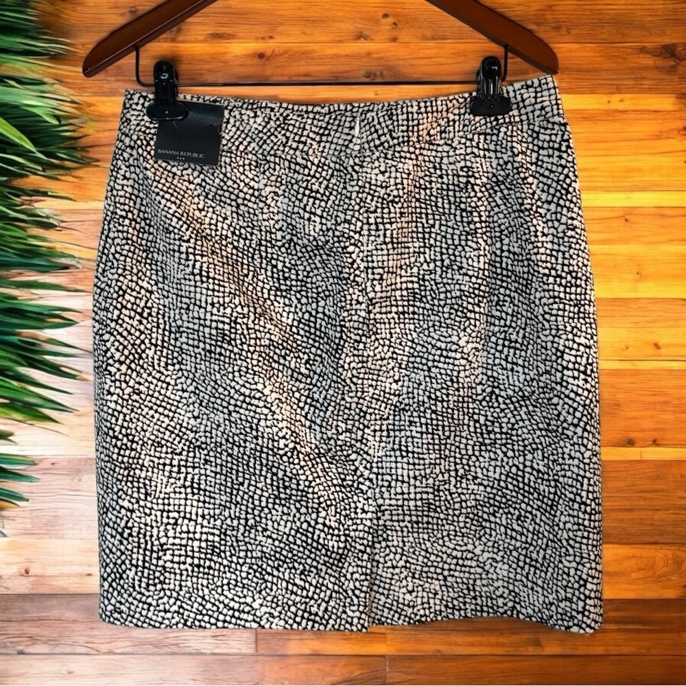 NWT Banana Republic Petite Pencil Skirt – Size 10P - Corpcore / Office Siren - Picture 6 of 14